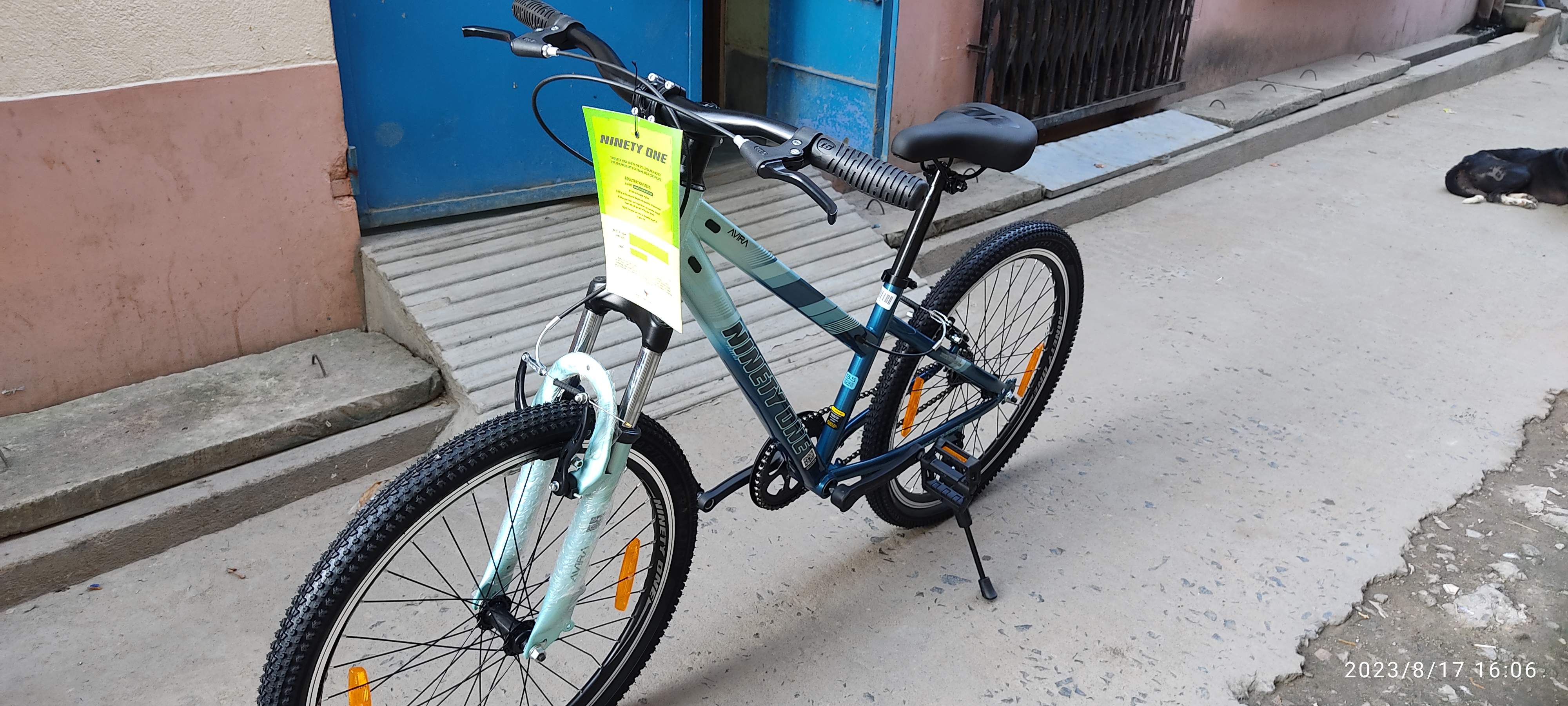 Customer review image