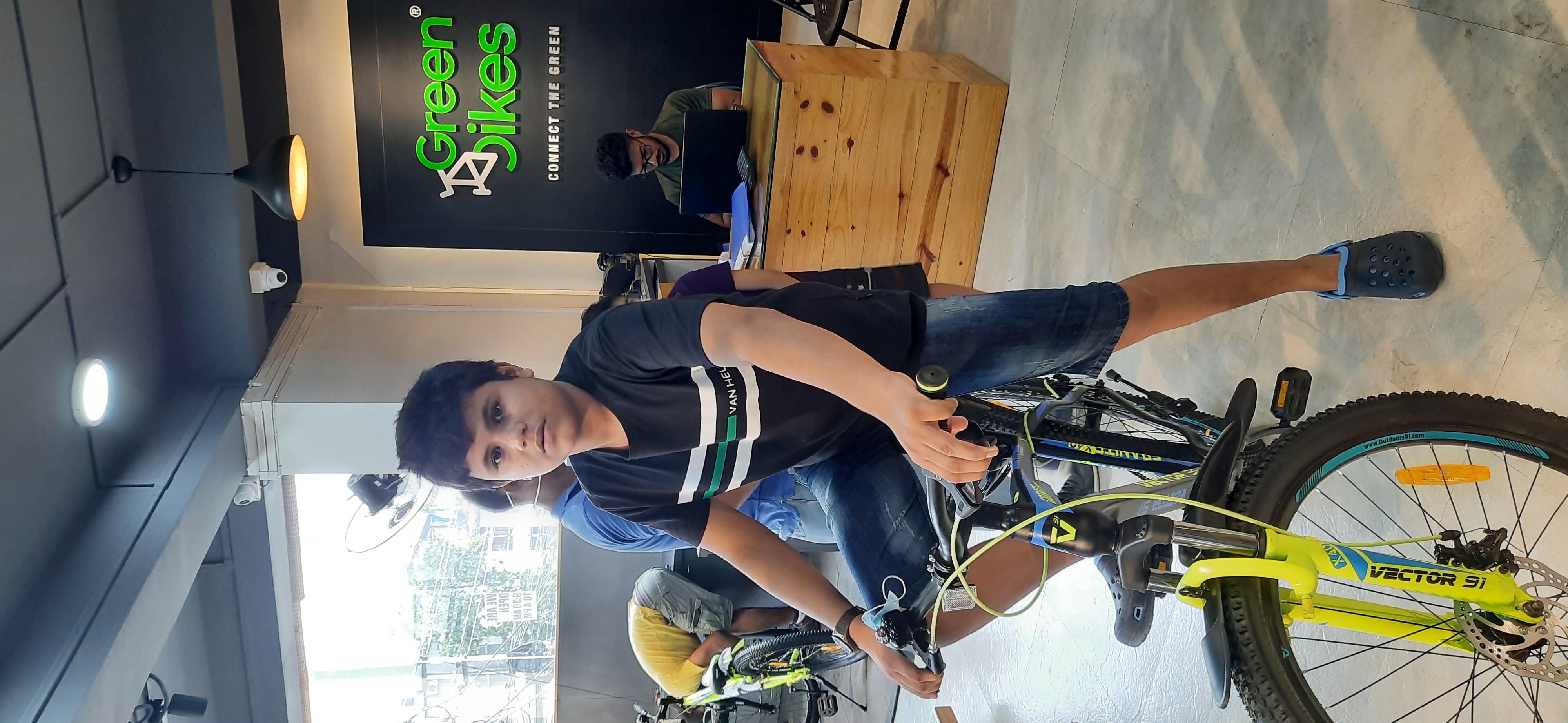 Customer review image